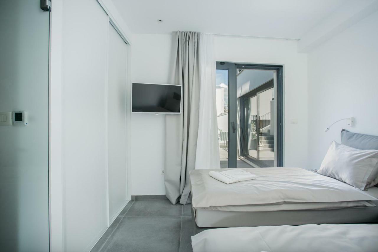 Holiday Home Olive Exclusive - 8 People, Heated Pool, Okrug Gornji, Sea View Trogir Extérieur photo